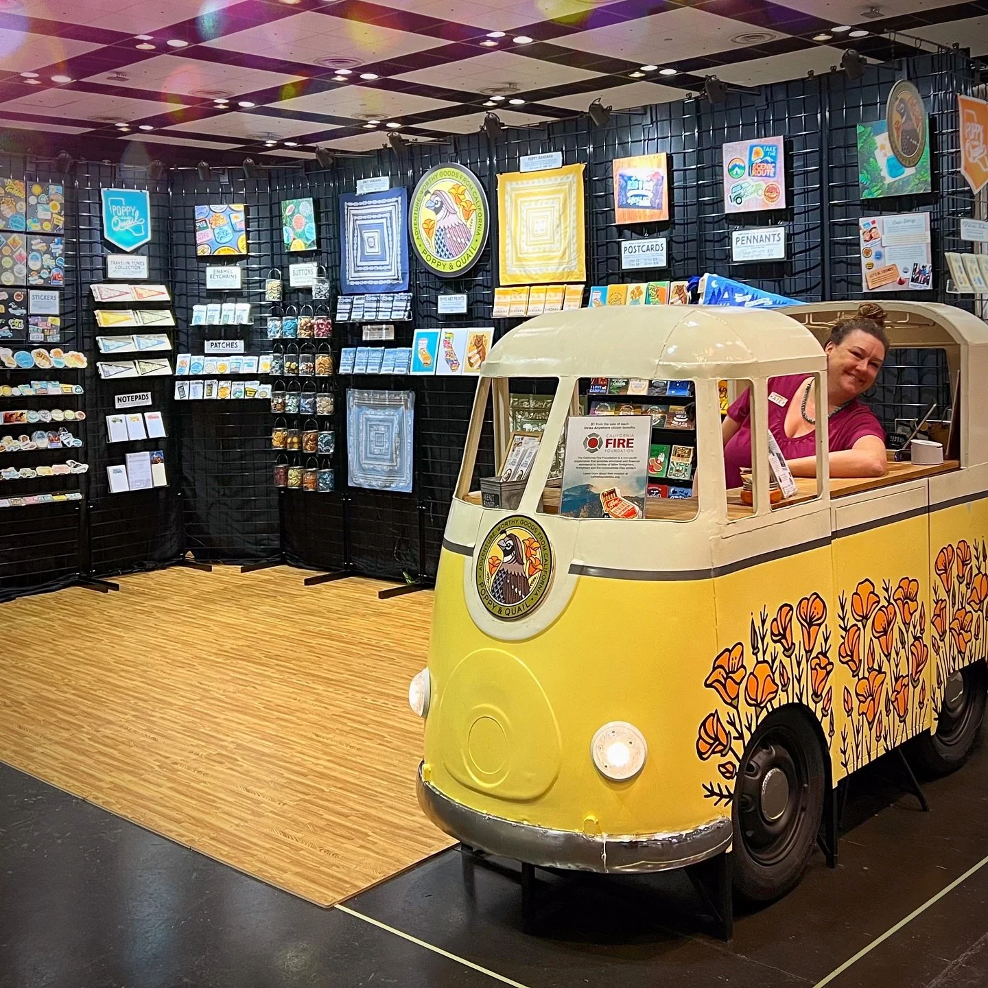 Happy Small Business Saturday! 🛍️ We&rsquo;re rollin&rsquo; through Day 2 of the @sjmade Holiday Craft Fair at the Santa Clara Convention Center. Come say hey, we&rsquo;re open &lsquo;til 6pm! 👋🏻 

#poppyandquail #sjmade #smallbusinesssaturday