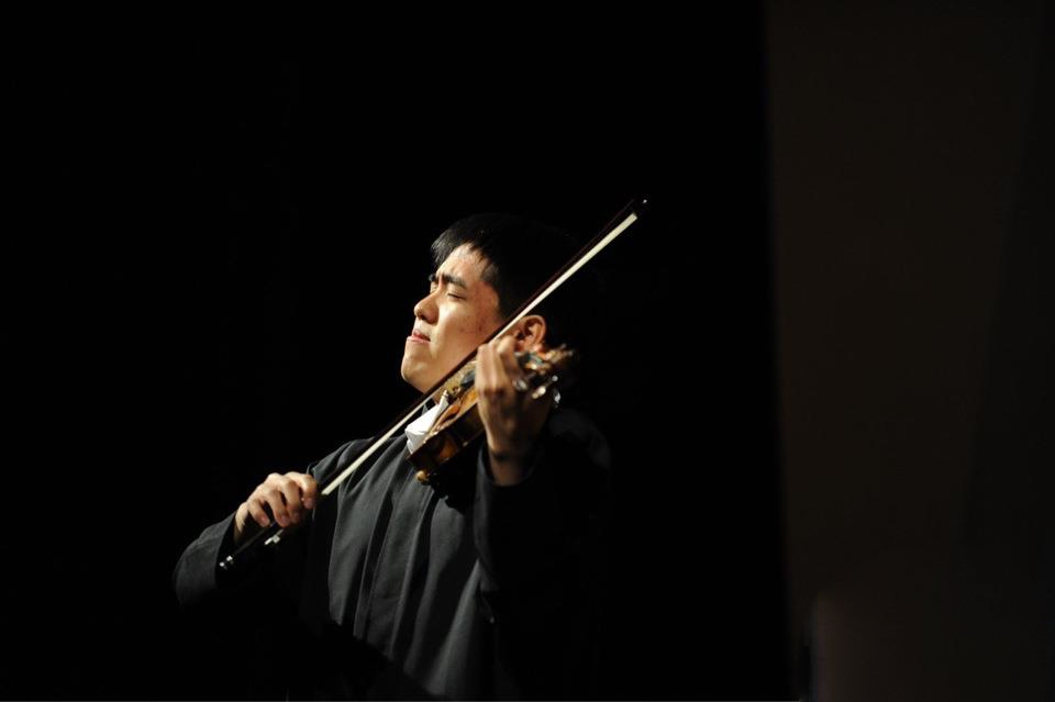Zenas Hsu, violin
