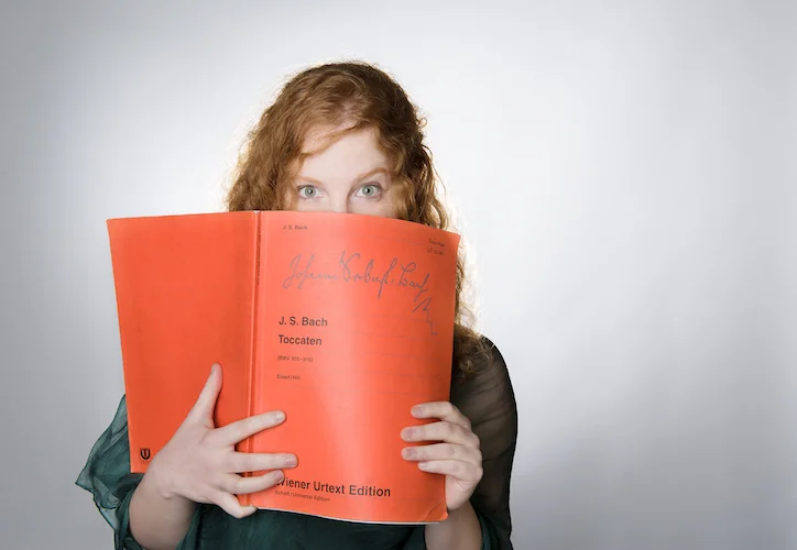 Allegra Chapman, piano