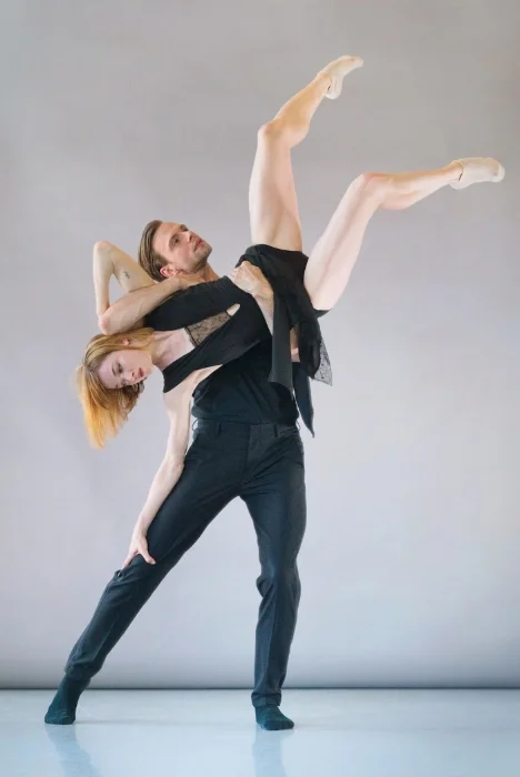 SFDanceworks' Brett Conway and Laura O'Malley; 2017 photo by Andrew Weeks