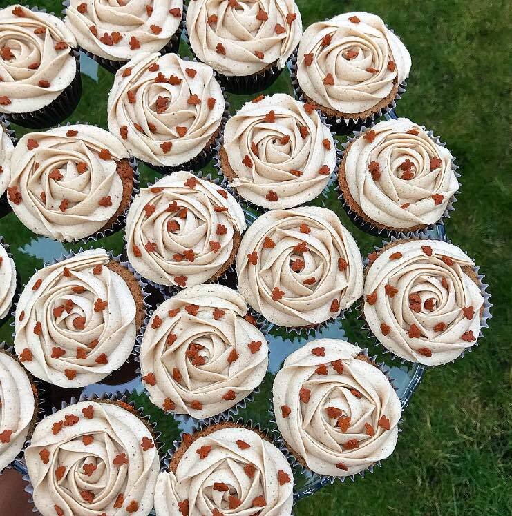 Christmas+Gingerbread+Cupcakes (1).jpeg