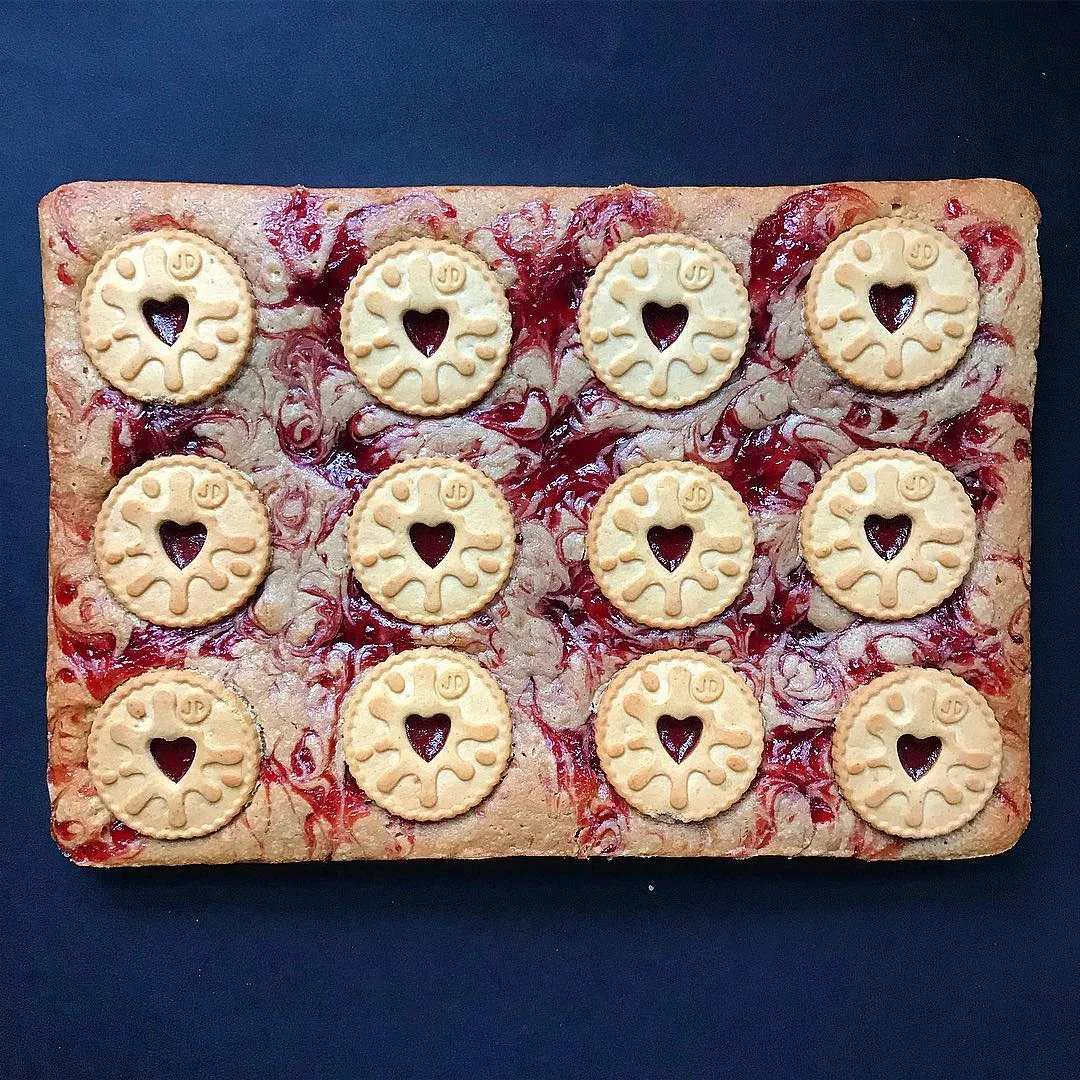 Jammie Dodger Blondies