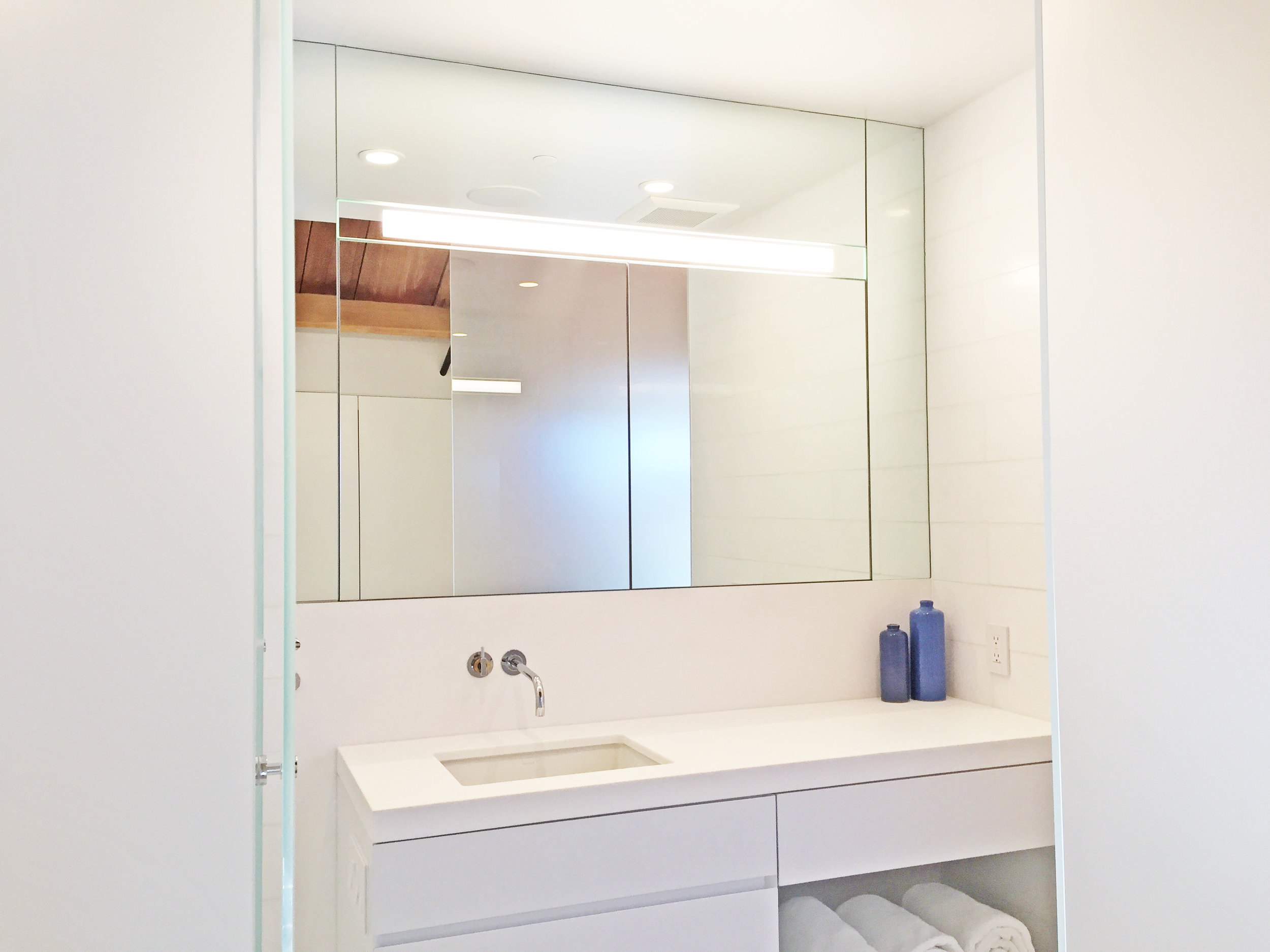Emanation Mirrored In-Wall Sconce | Todd Davis Architecture
