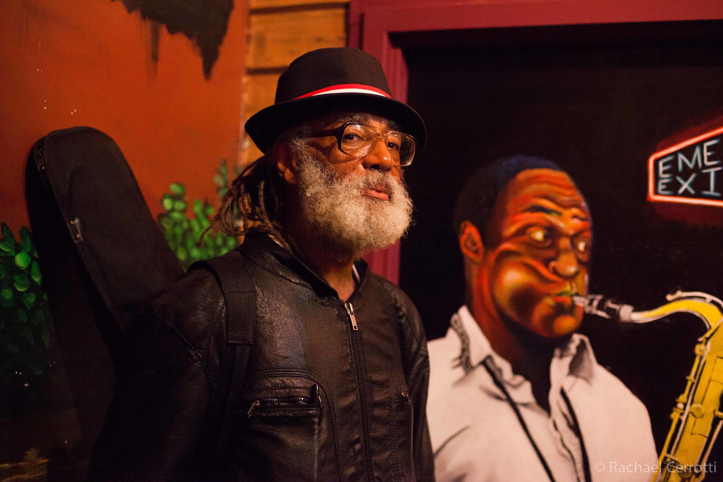 A local blues musician and a Chicago native spends a Monday evening listening to music at Kingston Mines.