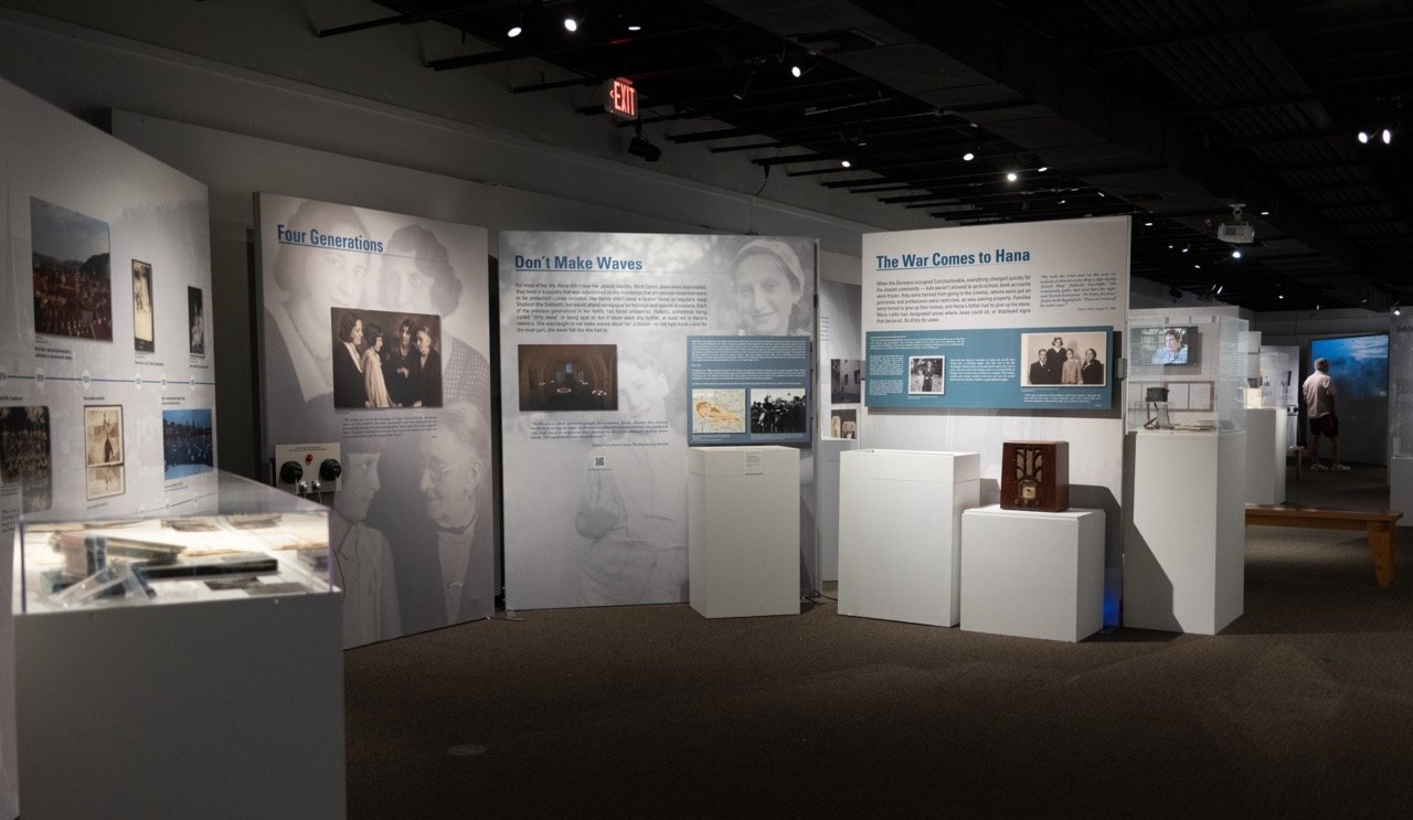 093023_WSTSS_exhibit_032-3 Large.jpeg