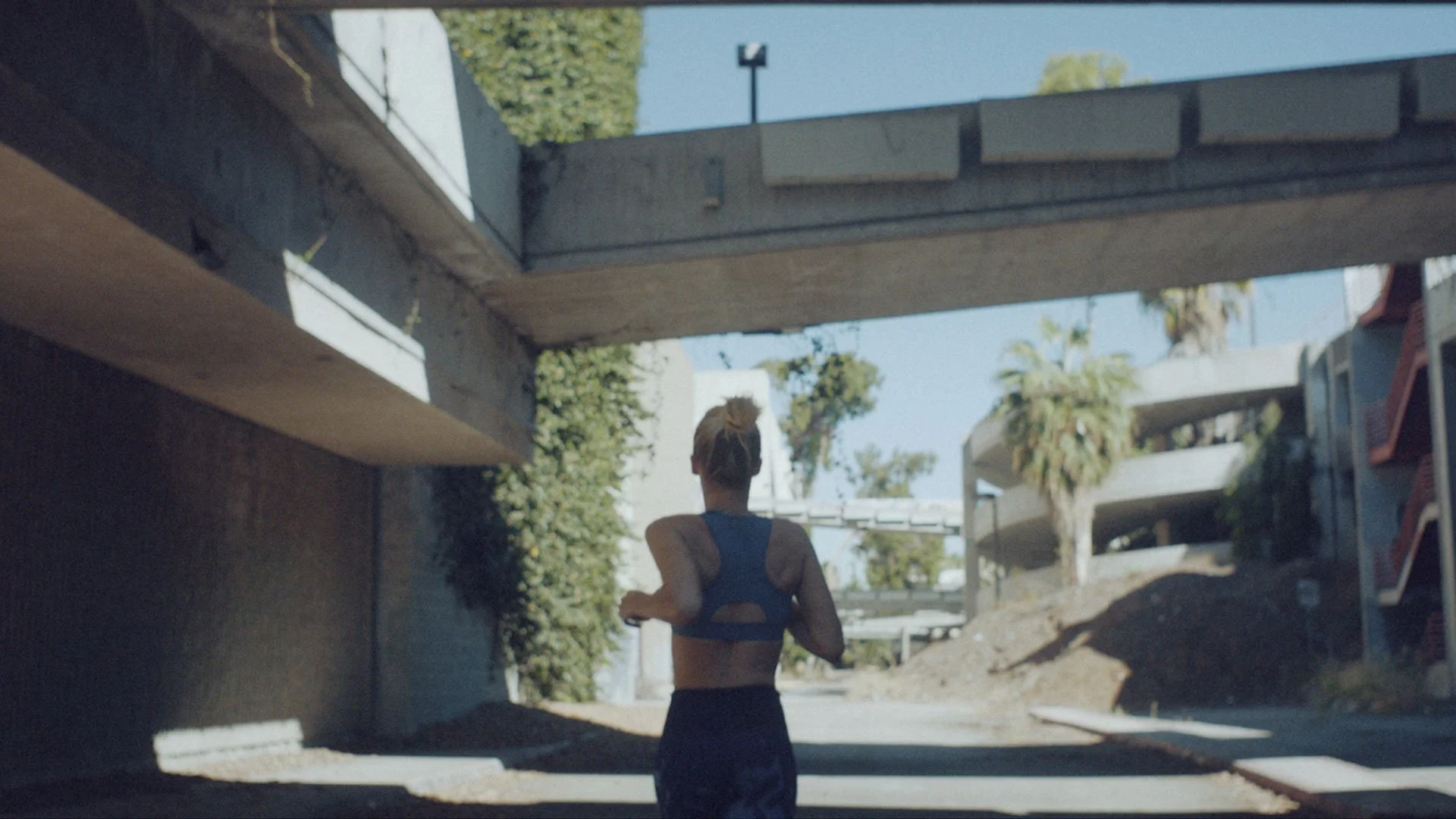 ASICS 'I Move Me' | Ariel Danziger