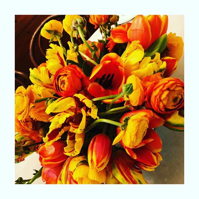 Birthday fleurs for a dear friend. #