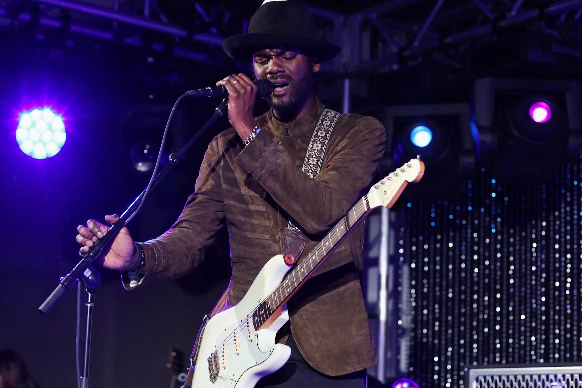 gary-clark-jr_courtesy-lincoln-motor-co.jpg