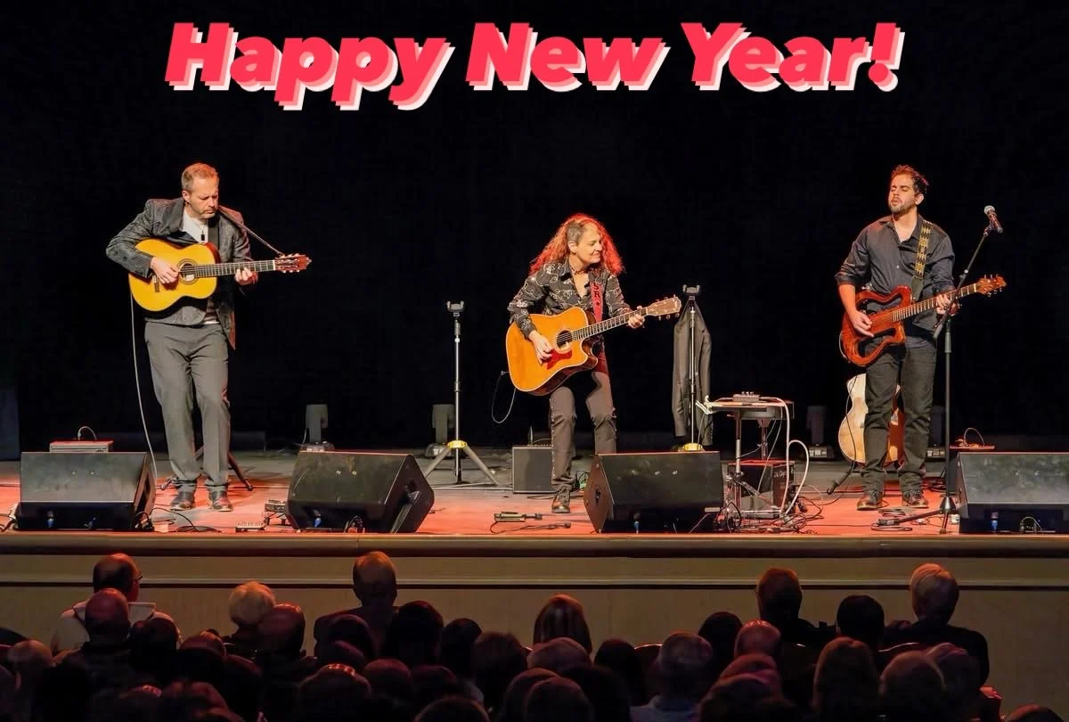 Thank you all for a fantastic 2025 full of love, gratitude and the opportunity to share our music and performances with you! 🥰 Wishing you all a very HAPPY NEW YEAR and cheers to 2026!
Love, @janetrobinmusic @markus_illko_official @roberluismusic ❤️