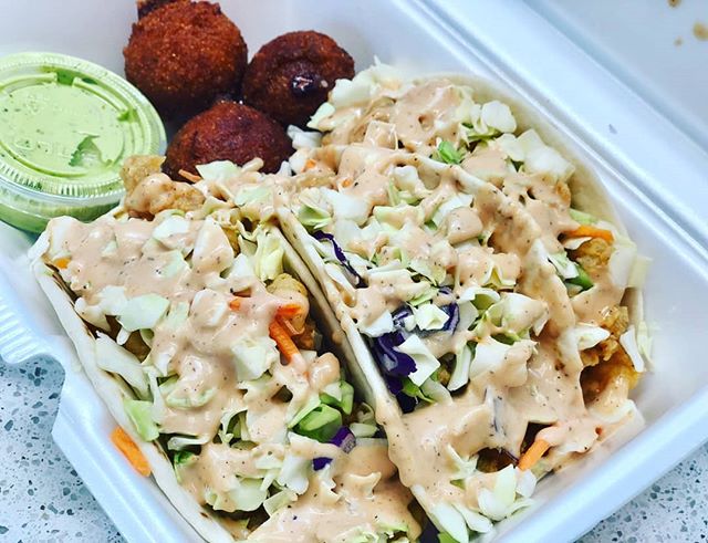 On Tuesdays we do TACOS! #crispycatch #reelfood #tacotuesday #fishtacos