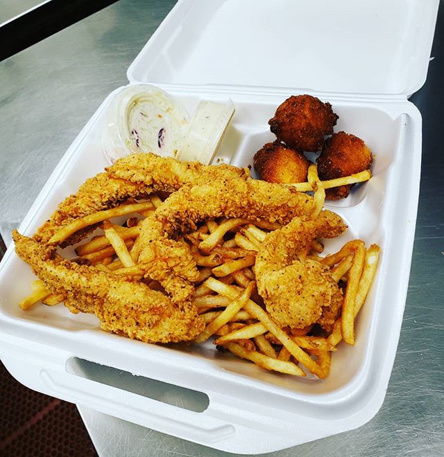 Tackle that seafood craving. #crispycatch #reelfood #tacklebox #catfish