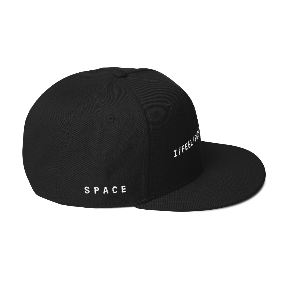 SPACE-HAT-005-27_SPACE-HAT-006-28_mockup_Right-Side_Black.png