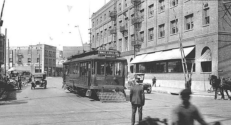  The intersection of Alameda and First, c. 1918  via  