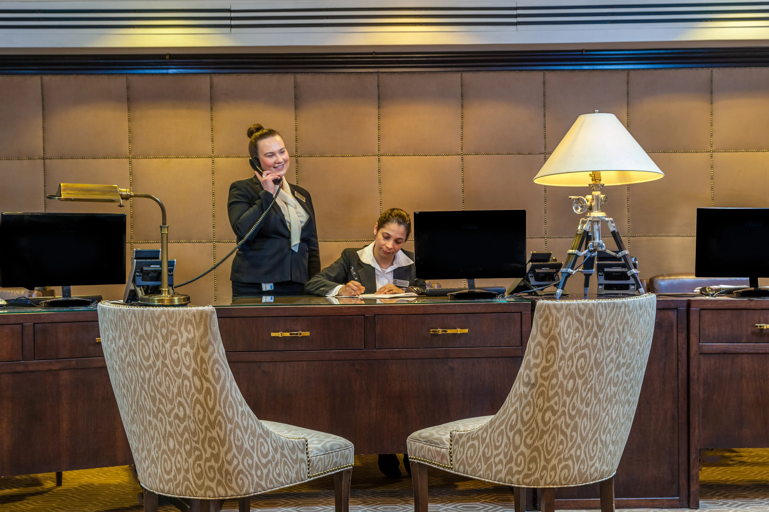 frontdesk.jpg