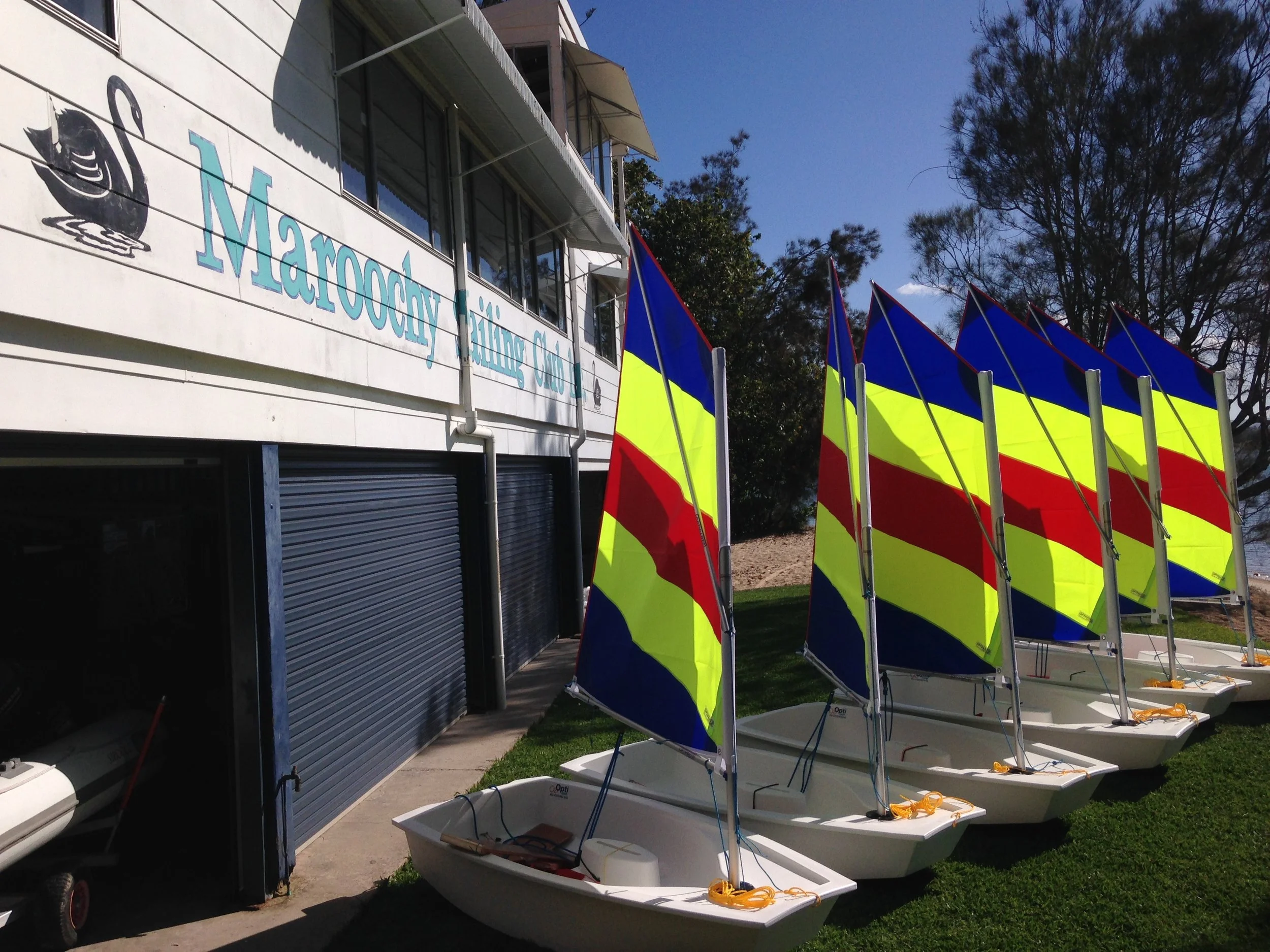 TACKERS Boats