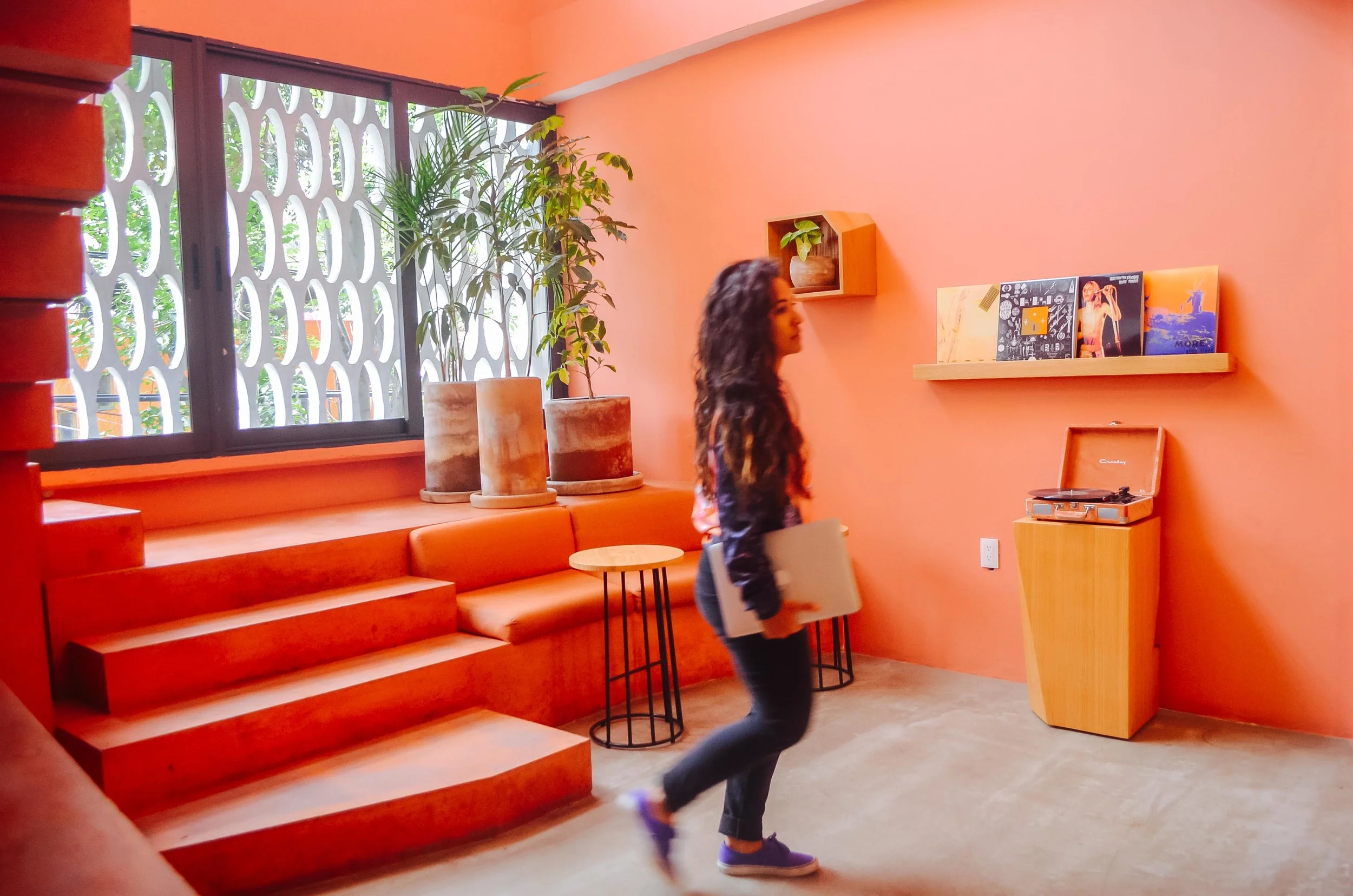 I Finally See The Benefits of Coworking Spaces