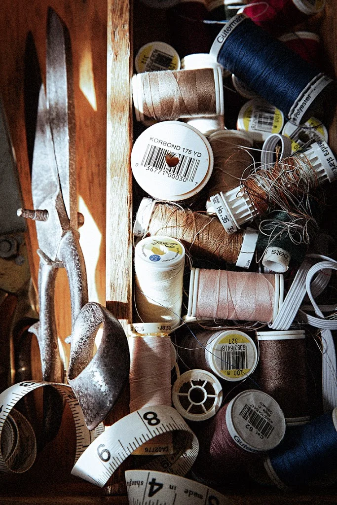still life photography #SeamstressTreasureBox #SpinsterDowry #ThreadSpools #Bobbins #Scissors #MeasureTape #SophiaTerraZiva
