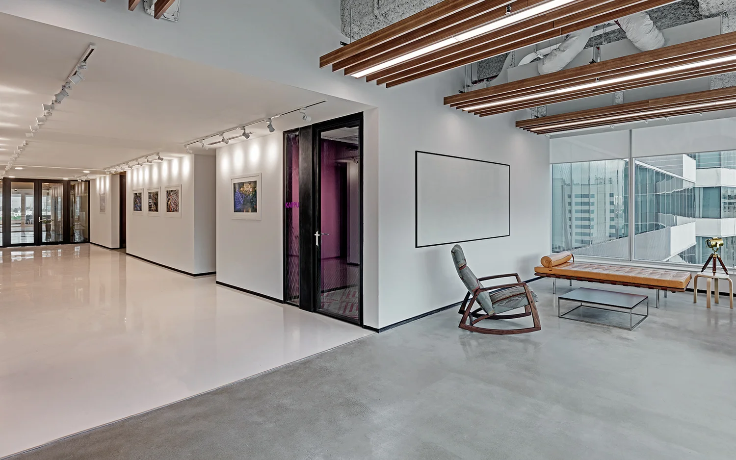 Linkedin-Bangalore-Office-Gallery1-Bhushanraj