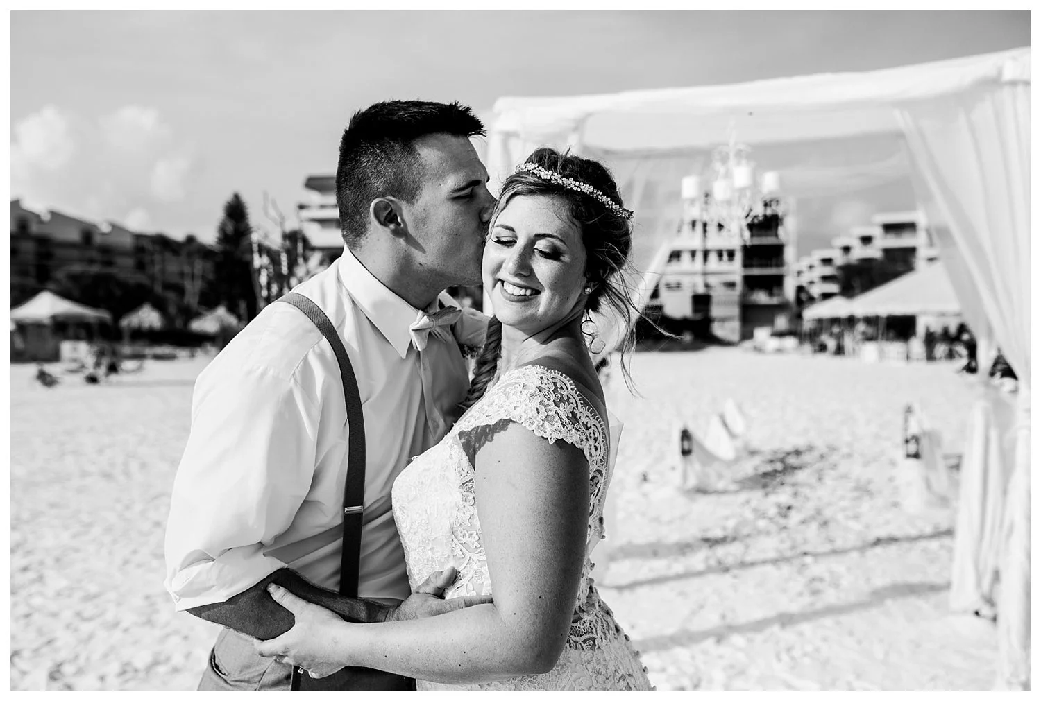 Kelsey_Diane_Photography_Destination_Wedding_Sarasota_Florida_Beach_Wedding_Alex_Austin_0658.jpg