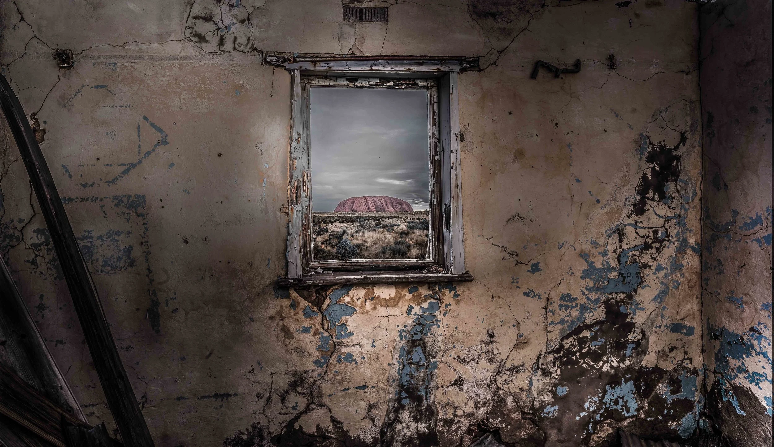 Uluru Window