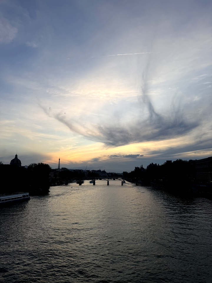 Paris24.png