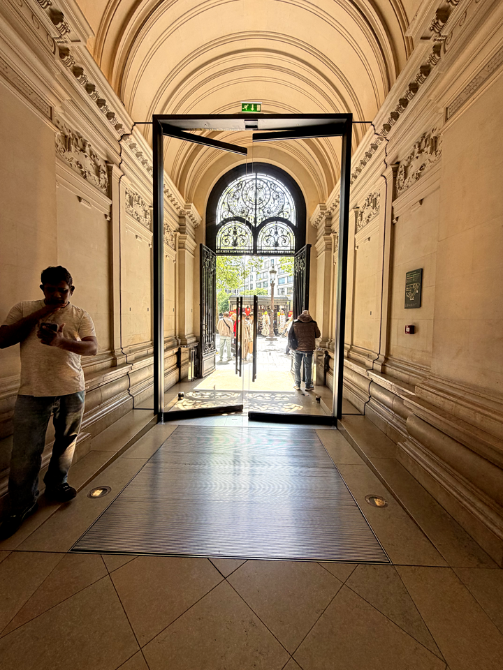 Paris25.png