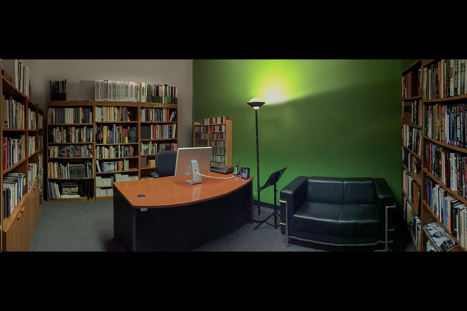 PRIVATE OFFICE/LIBRARY