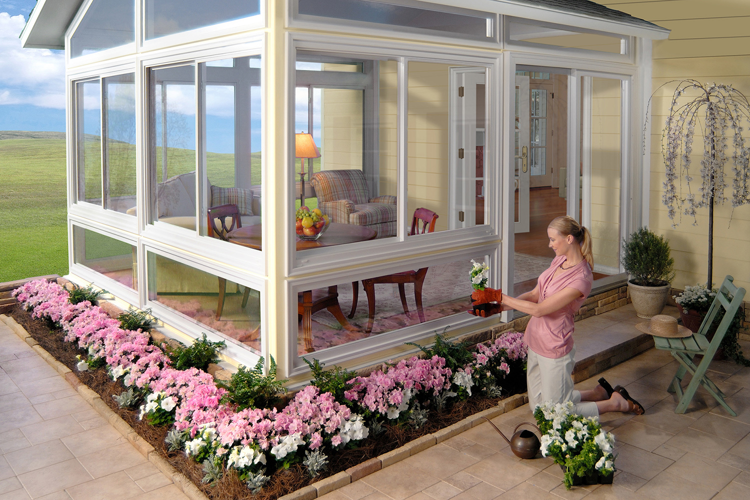  Because Owens Corning’s SunSuites sunroom product was brand-new and there were no installations in the field, the first TV spot and photos for print were shot in the WaveGuide Studios insert stage against blue screen. WaveGuide Studios provided cast