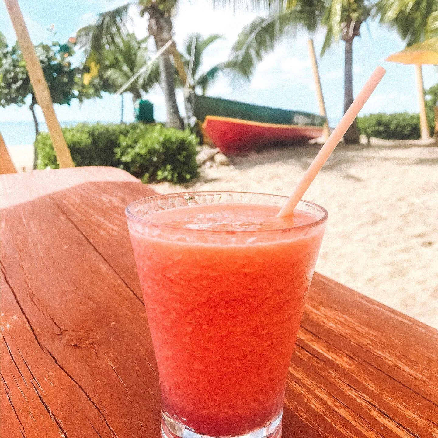 Keeping cool in the winter sun!  #fsnevis #nevis #caribbean #travel #wintersun #charlestown #nevisnice #stkittsandnevis #caribbeanancestry