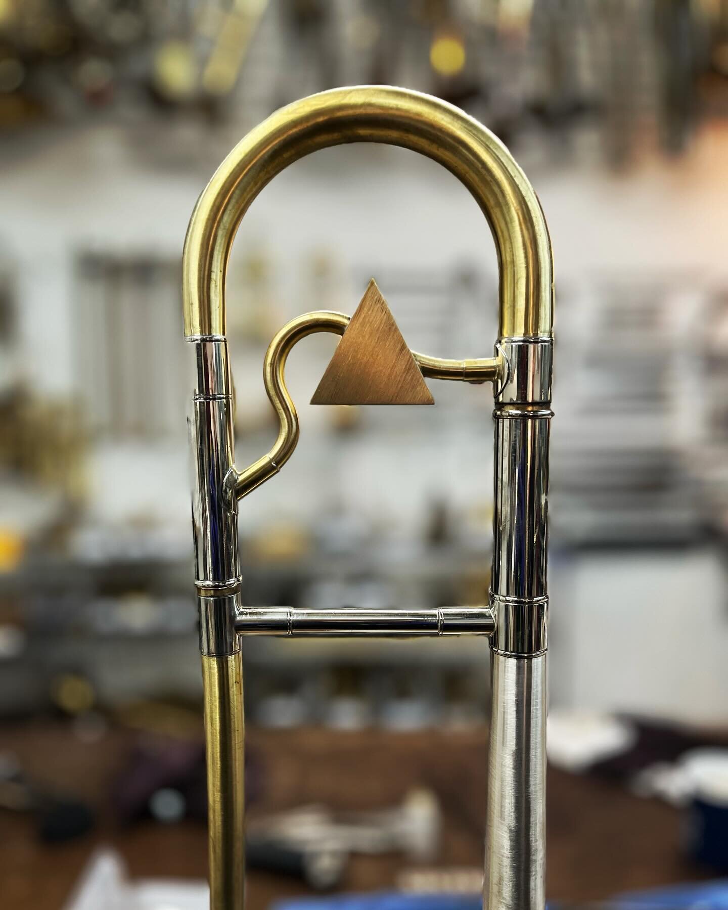 Simple, but whimsical. King 3B silversonic now with custom weight and satin finish. And yes, Mickey does find the post-it-notes to be a quality pillow. 

#SweeneyBrass
#strip 
#quality
#shopcat
#custom
#patina
#trombone 
#basstrombone 
#doneright 
#m