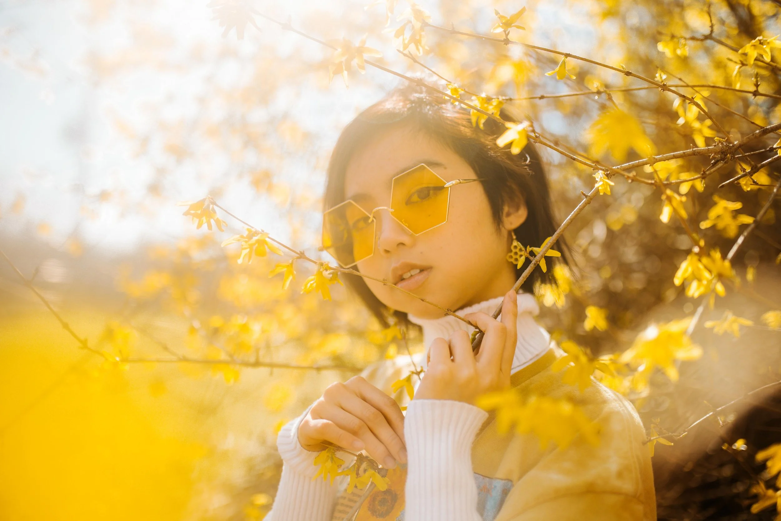 Bri - Yellow color theory editorial portraits — Entrada Photography