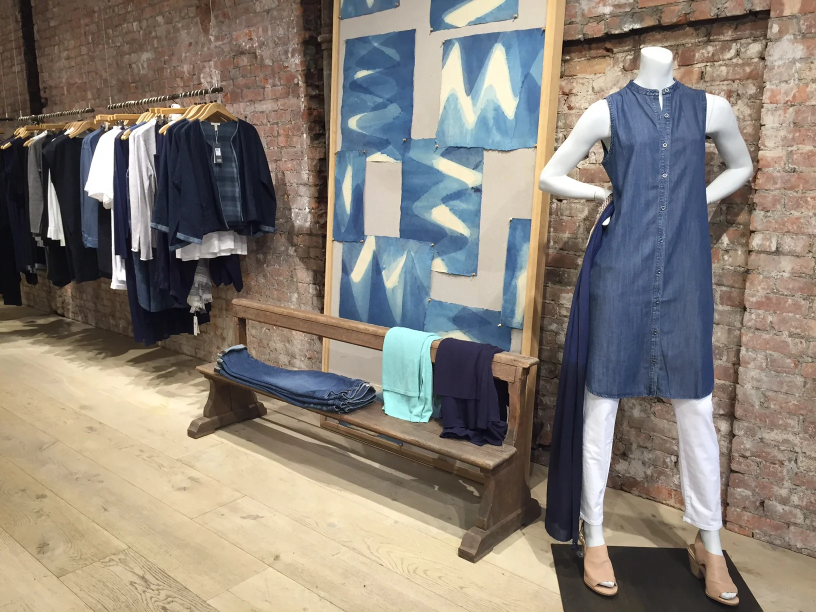 5th ave retail 2.JPG