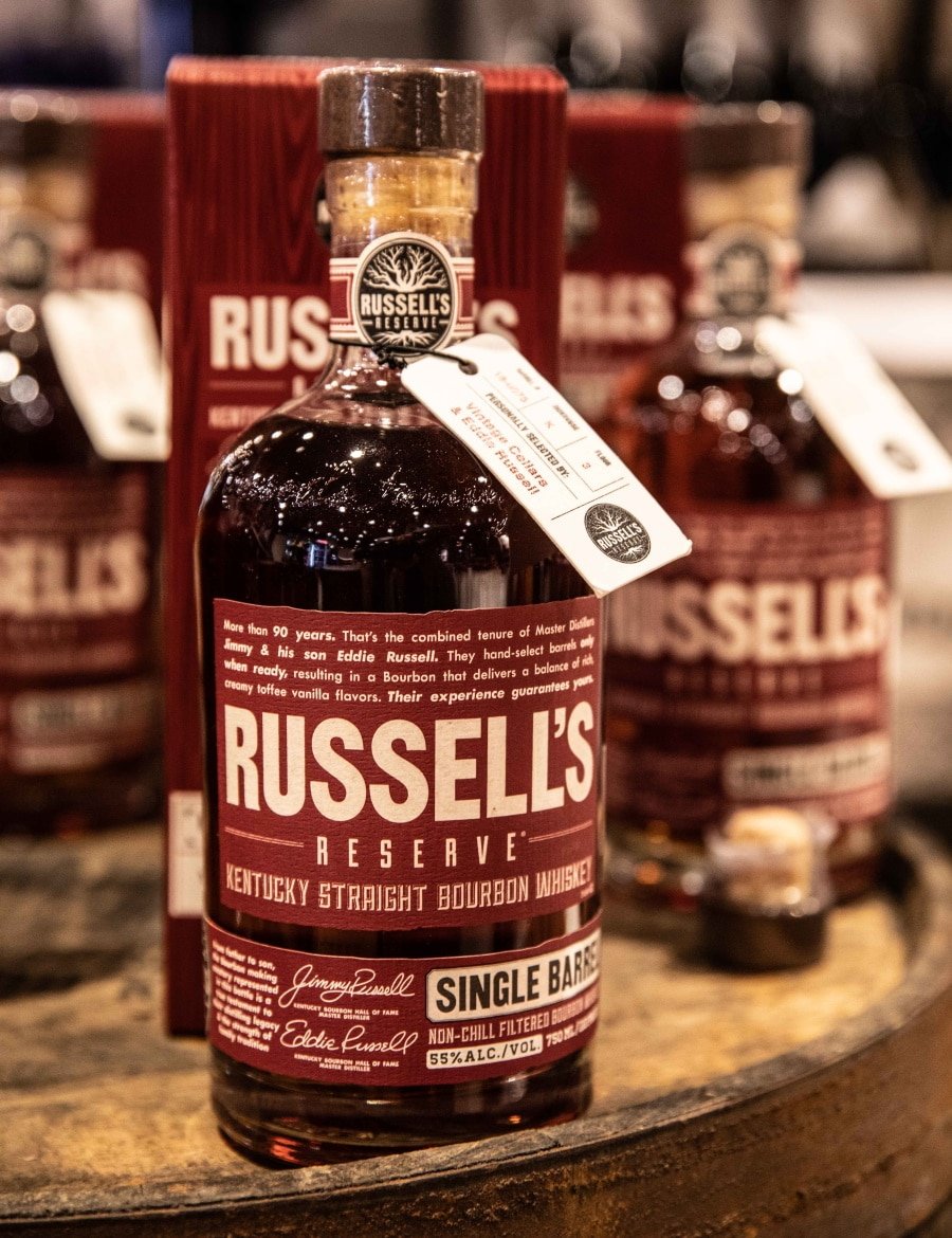 Russells-Reserve-Private-Barrel-3.jpg