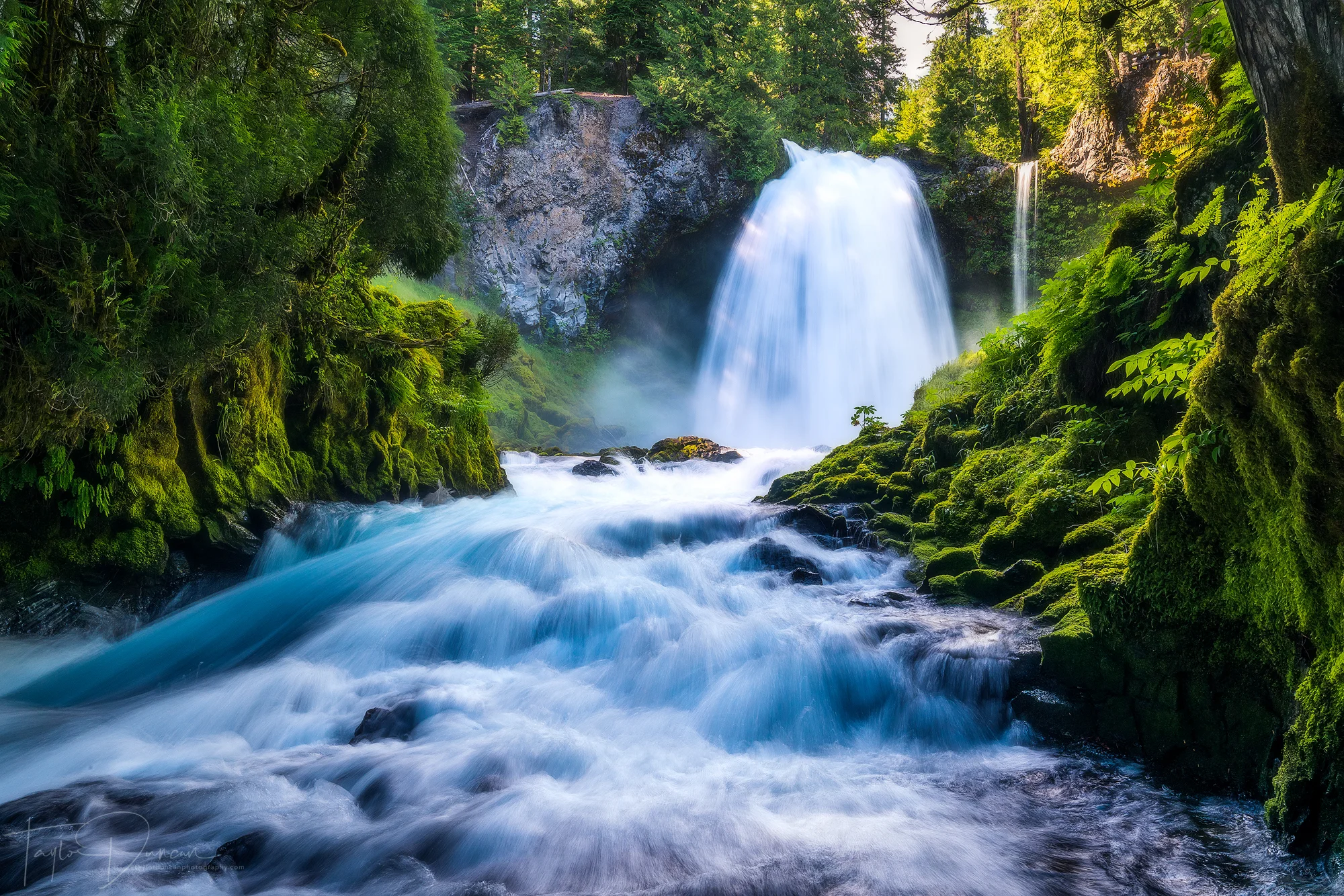 Sahalie Falls