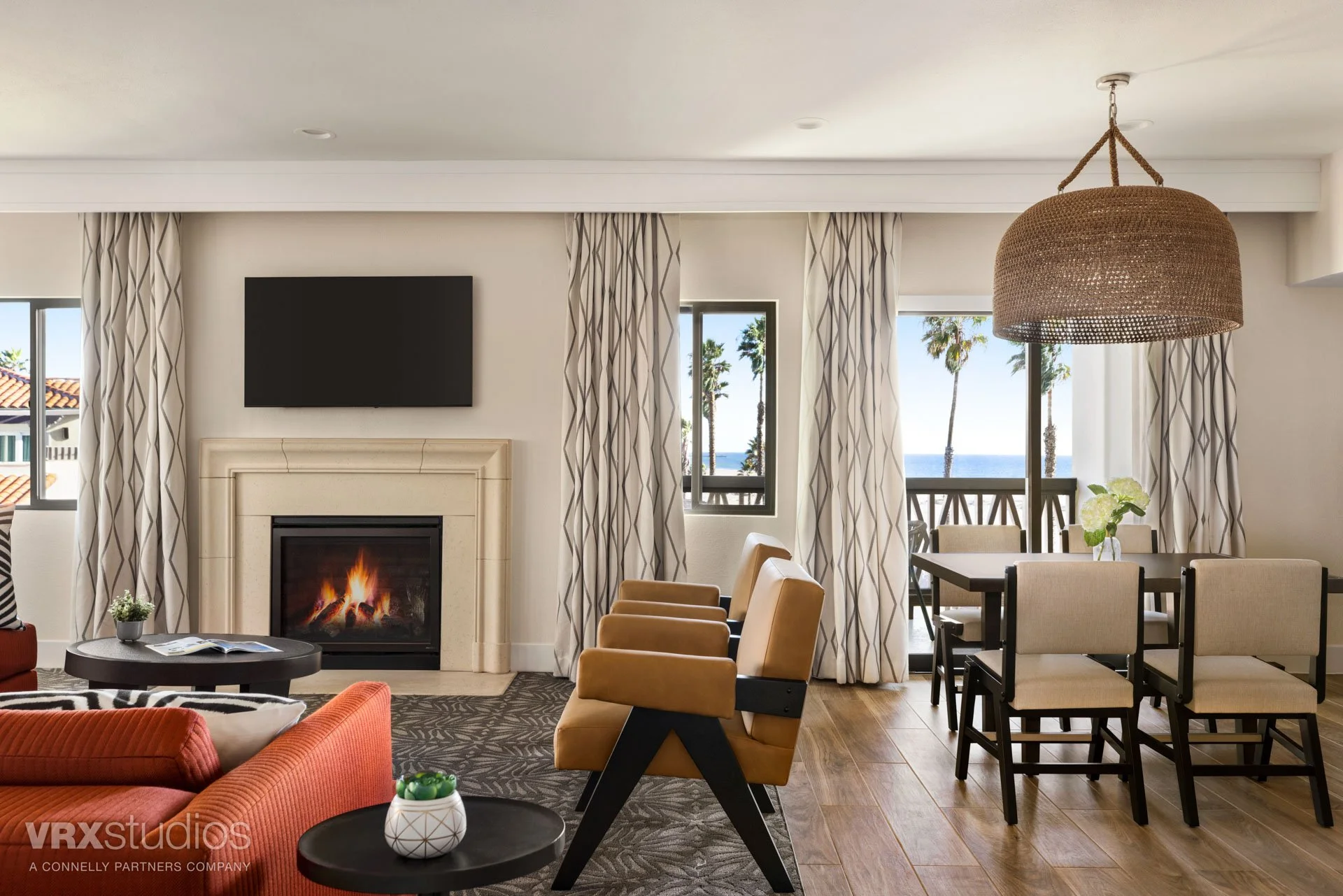 Zachari Dunes on Mandalay Bay - Presidential Suite 1 King  2 Queens Resort View - 1521926.jpeg