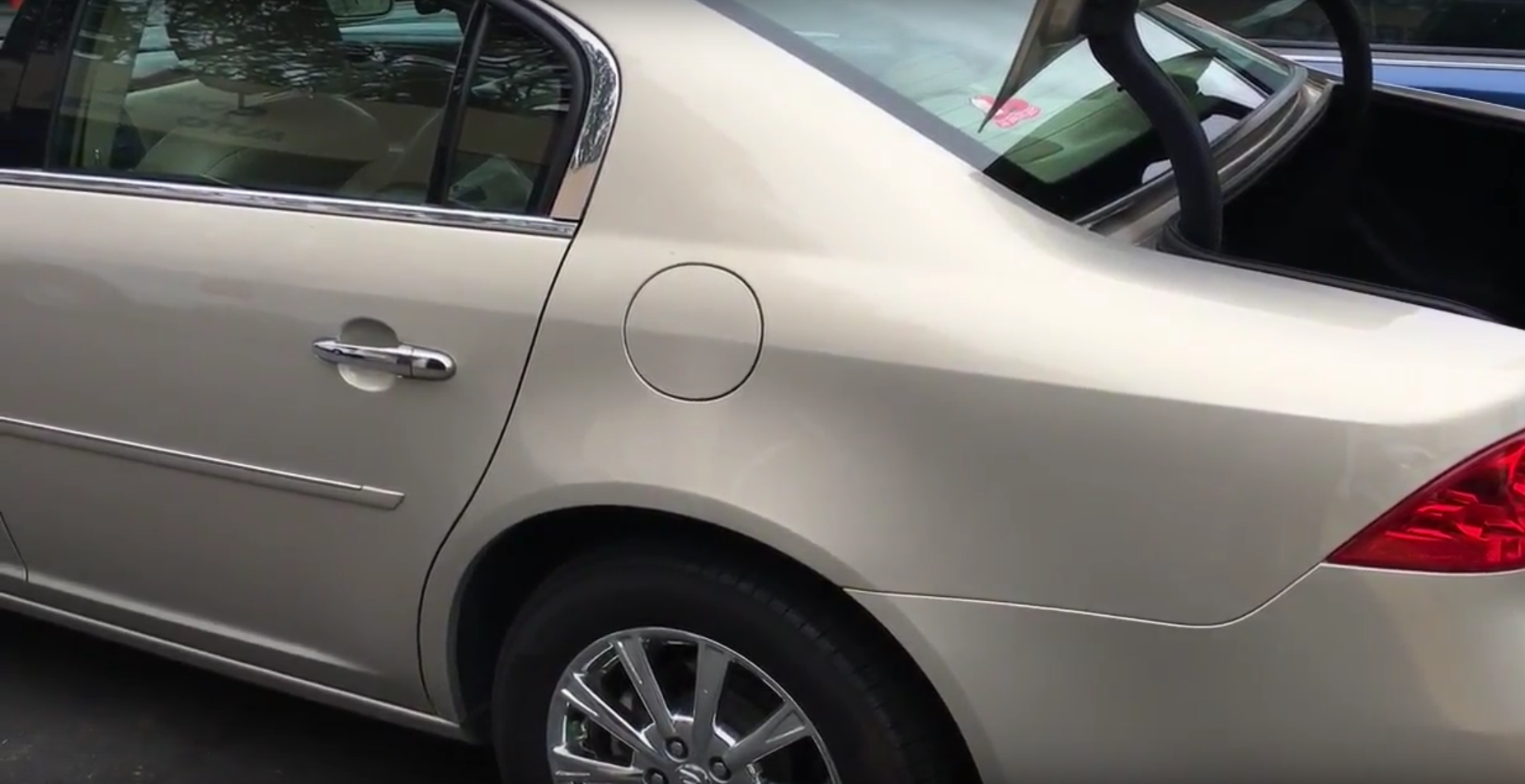 How to Replace the Fuel Pump on a 2009 Buick Lucerne