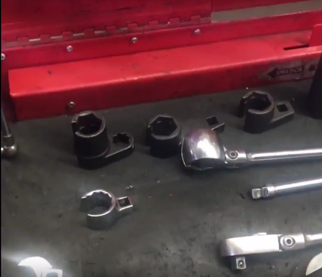 How to Automotive's Must Have Tools to Remove Oxygen Sensors