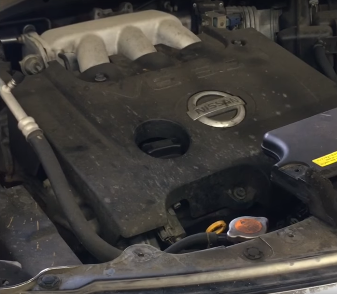 How to Replace a Radiator and Thermostat on a 2005 Nissan Murano