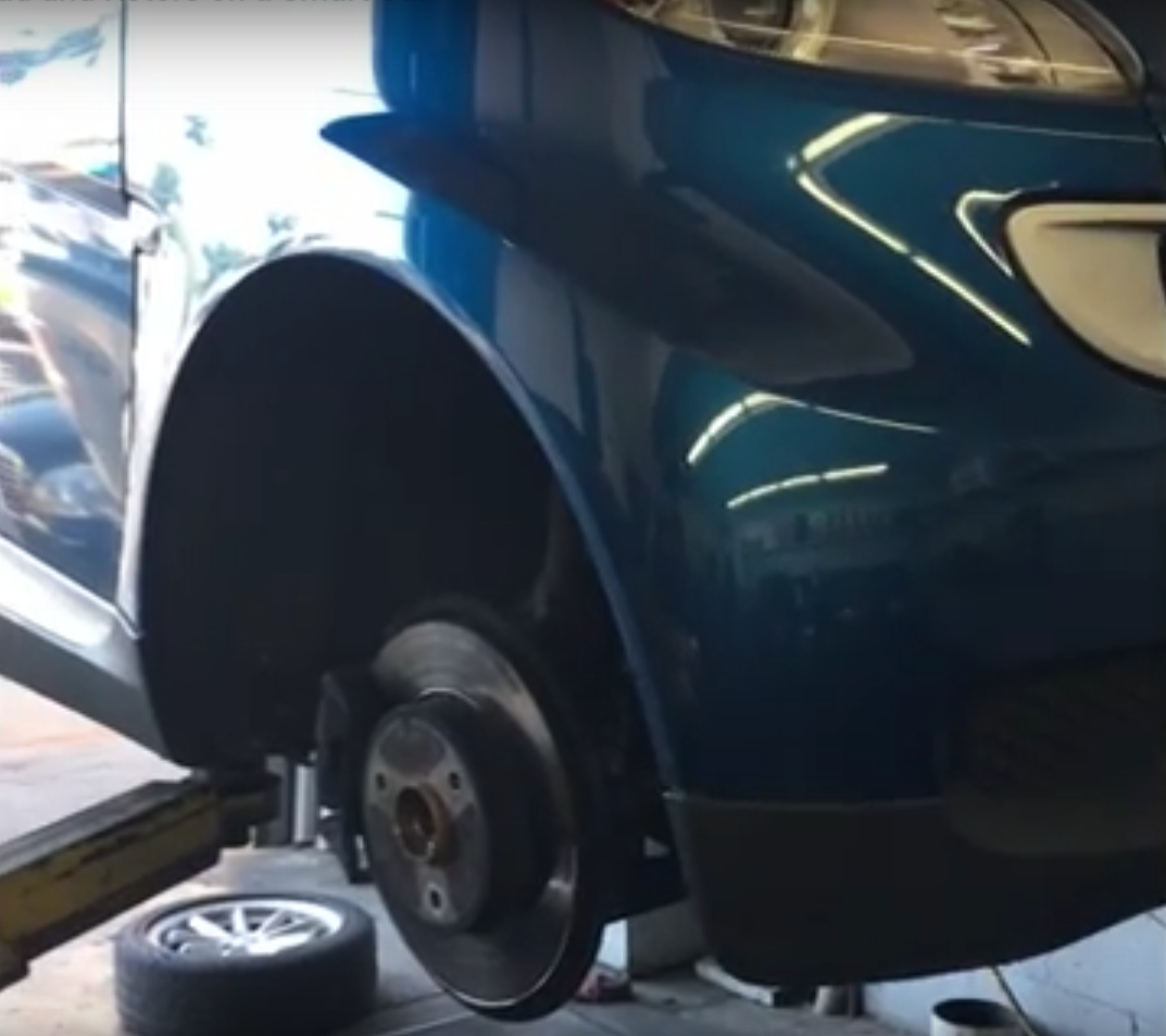 How to Replace Front Brake Pad and Rotors on a Smart Car