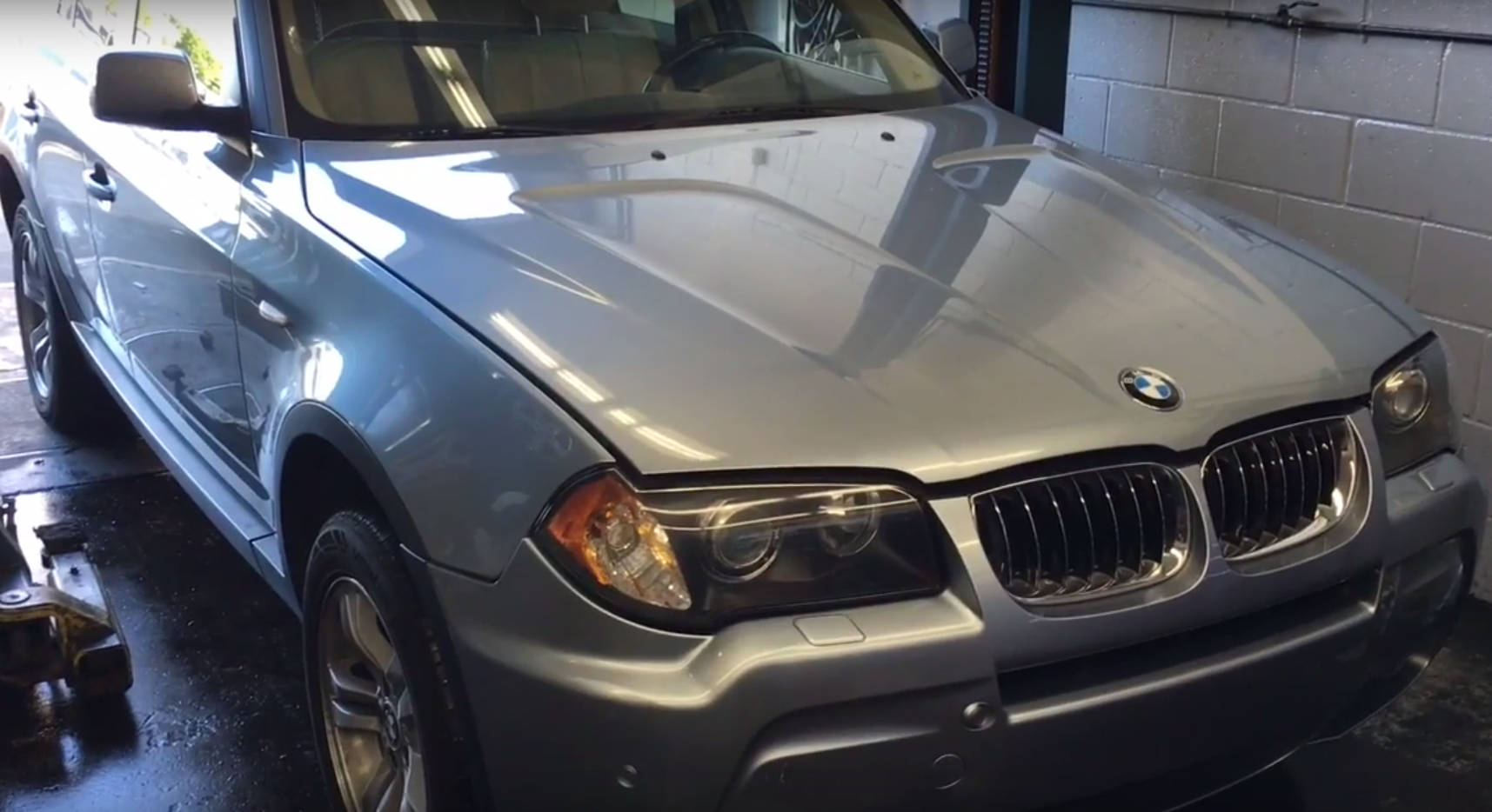 How to Replace the Vanos Oil Line on a 2006 BMW X3 with 3.0 L Engine