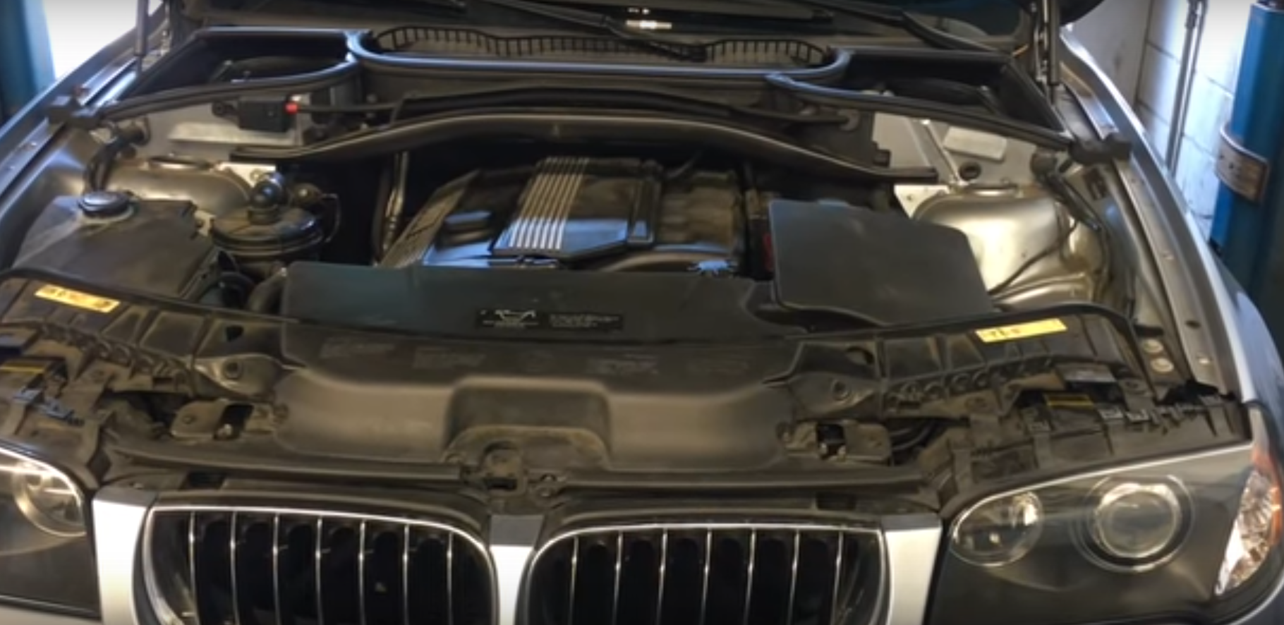 How to Reseal the Oil Filter Housing on a 2006 BMW X3 with a M54 3.0 L Engine