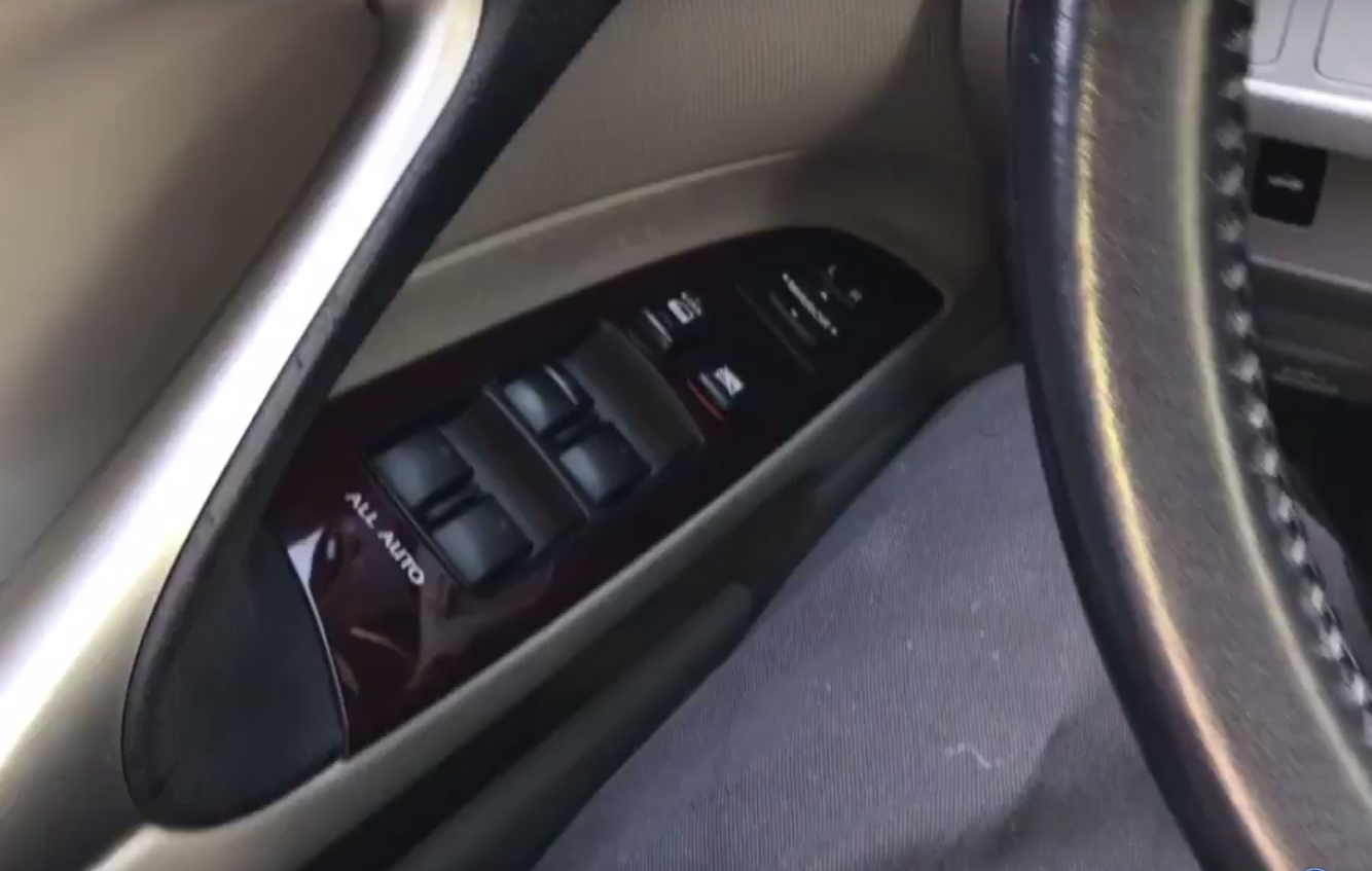 How to Reprogram Power Window Switches on a Lexus/Toyota  (Don't Work After Changing the Battery)