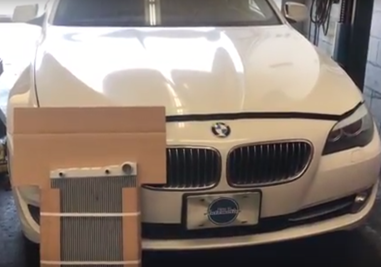 How to Replace the Radiator on a 2011-2017 BMW 528i-535i (F10) — How to ...