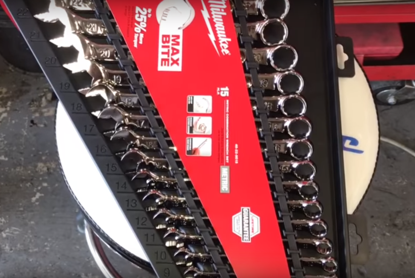 How to Automotive's Tool Review of the New Milwaukee Tools Metric 15pc Combination Wrench Set