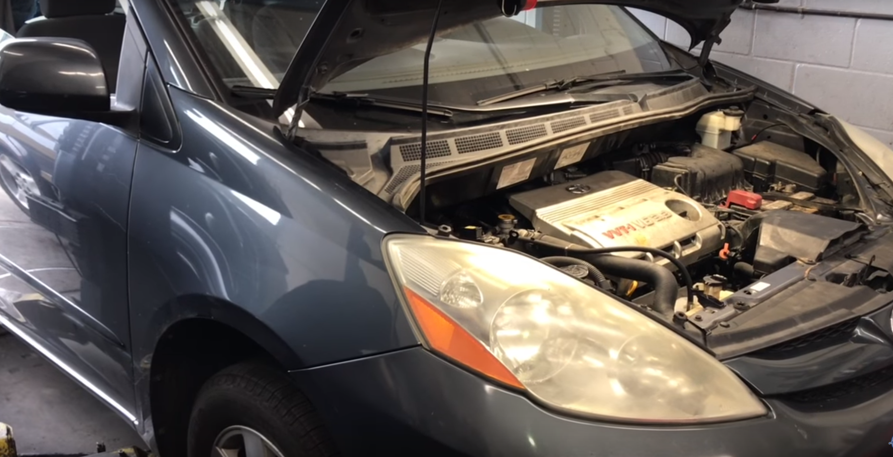 How to Replace Front and Rear Valve Cover Gaskets on a 2004-2010 Toyota Sienna with 3.3L Engine