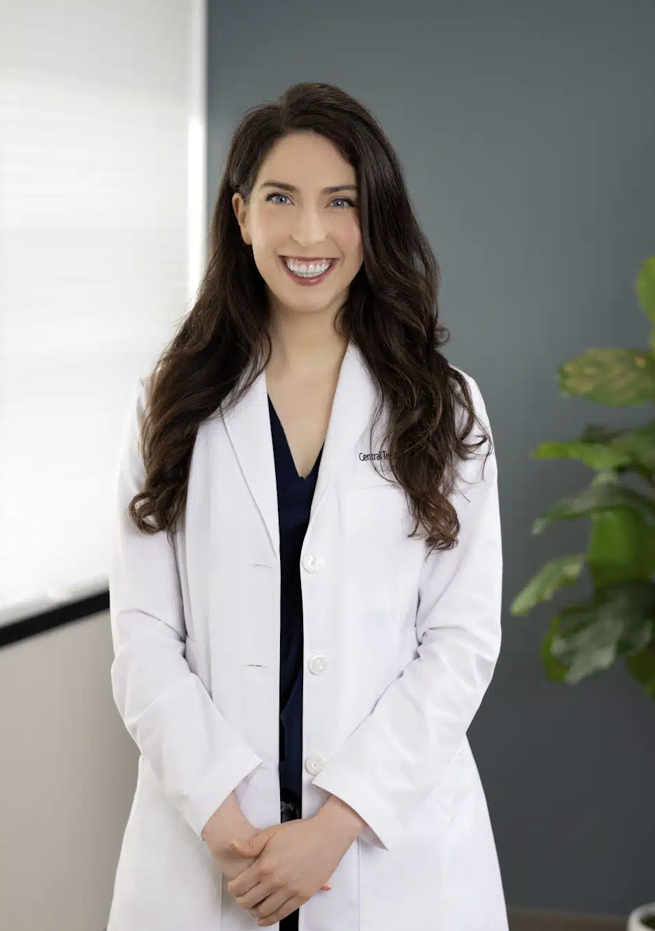 Dr. Emma Weiss