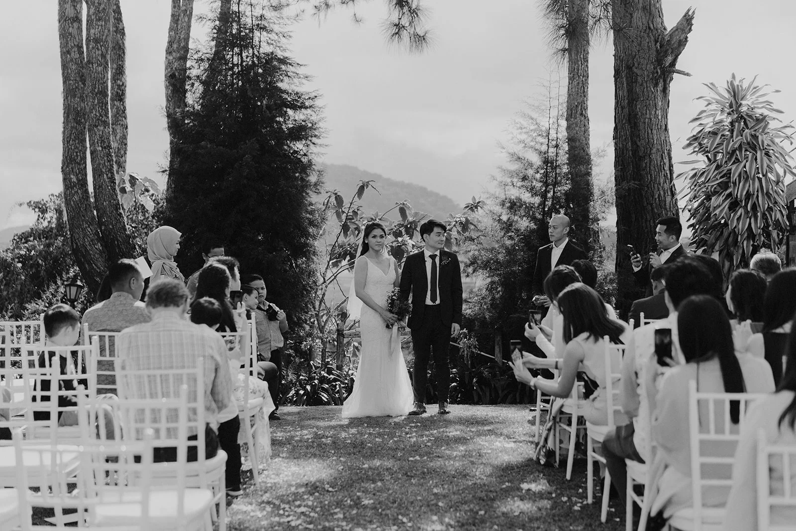 Funkydali.com_K&S_TY(BW)_IZ-07412.jpg