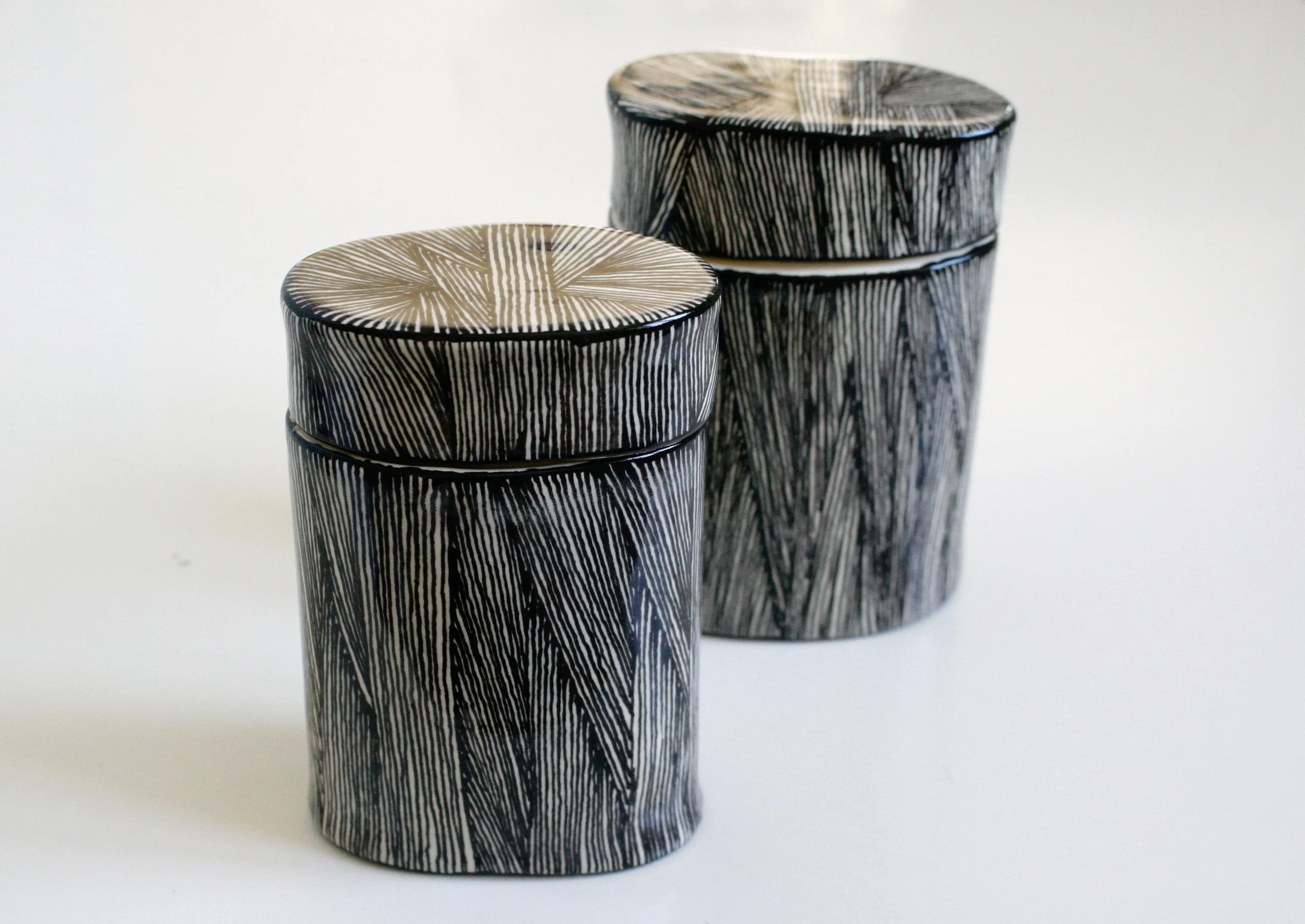 Black and White Lined Medium Lidded Jars