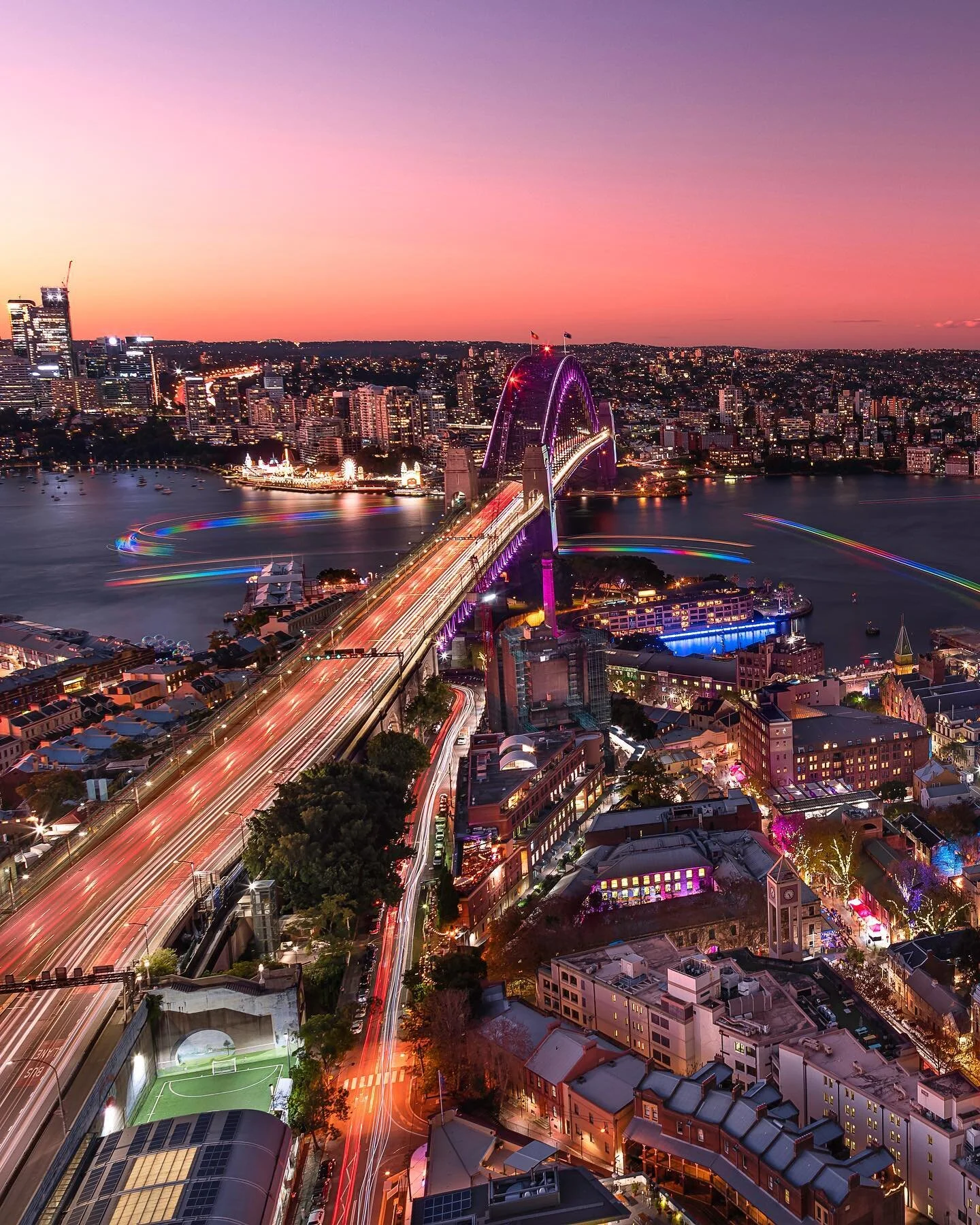 One more from the very top of @shangrilasydney 💥 during @vividsydney ! 
💥
.
.
.
.
#shangrilasydney #sydney #vividsydney #feelnewsydney #ilovesydney #seeaustralia