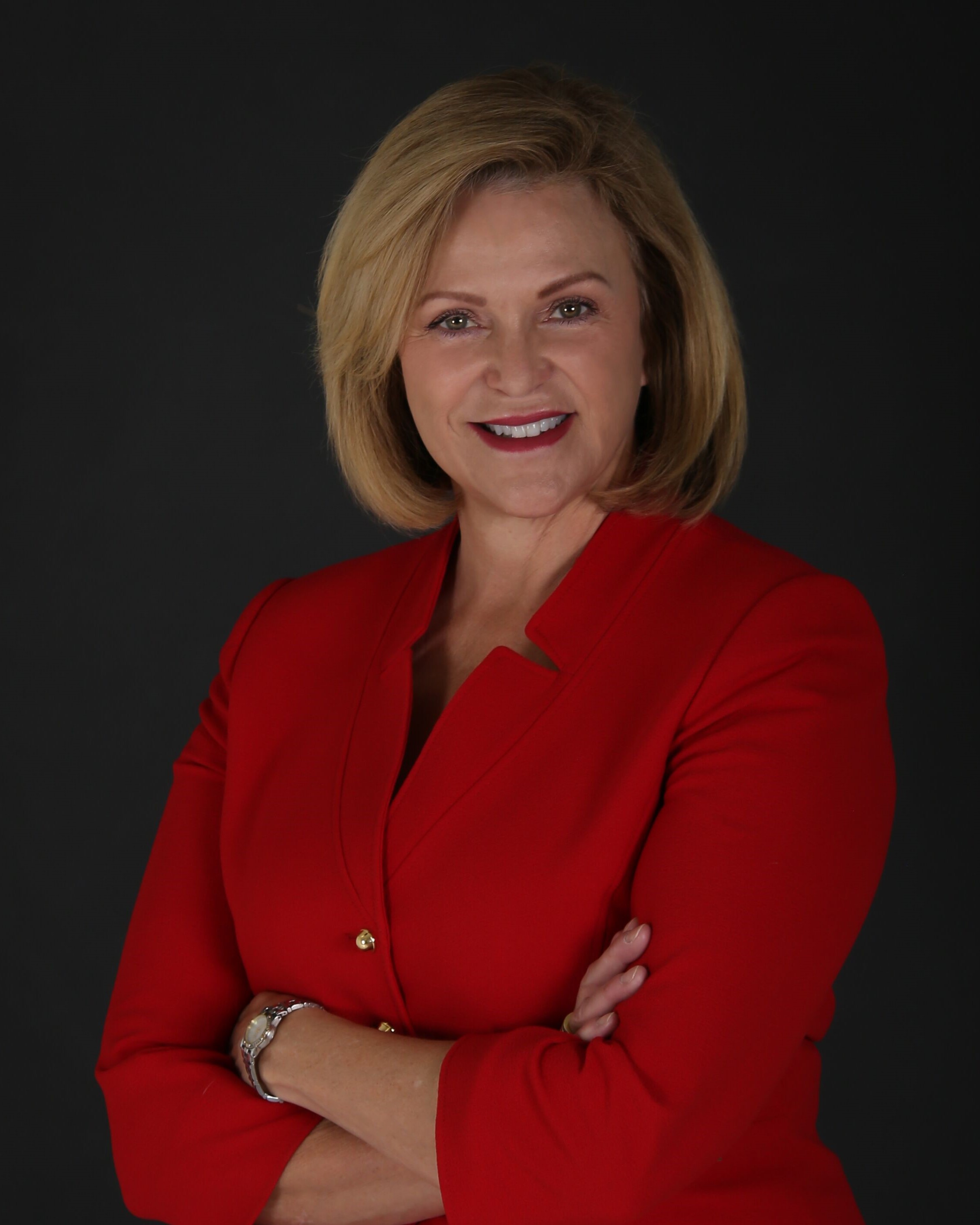 Donna Evans.jpeg
